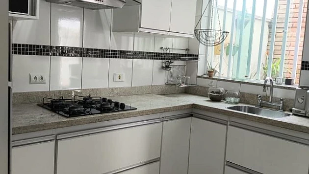 Casa em Condom�nio