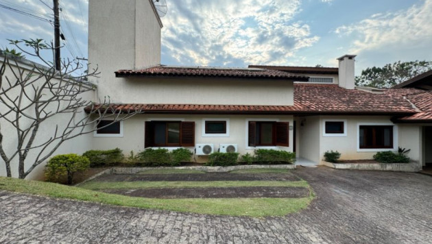 Casa em Condomnio