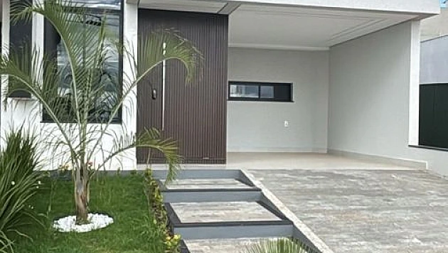 Casa em Condom�nio