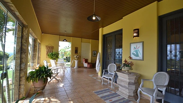 Casa em Condom�nio