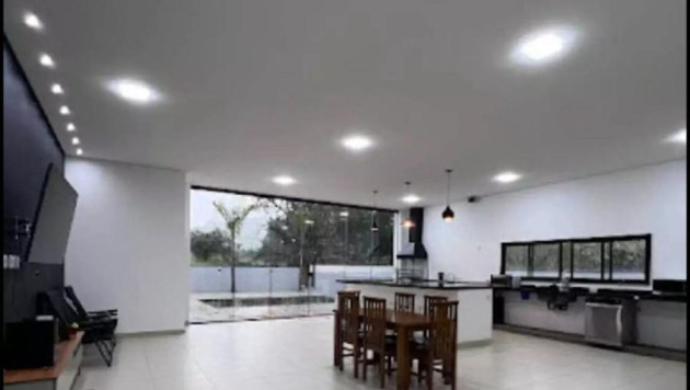 Casa em Condomnio