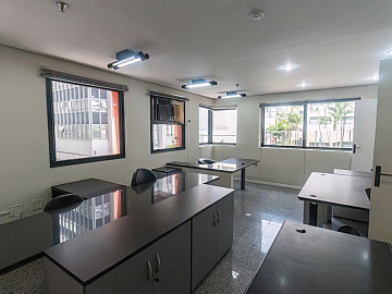 Sala Comercial - Venda - Itaim Bibi - São Paulo - SP