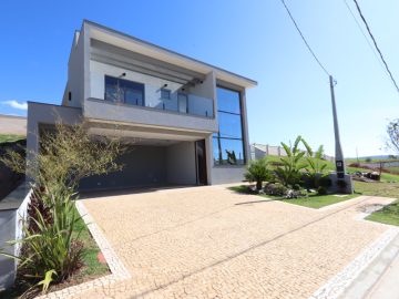 Casa em Condom�nio � Venda